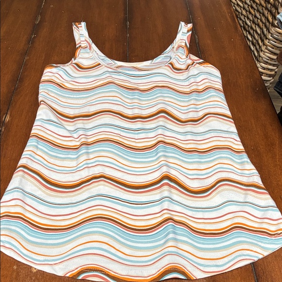 NOBO Wave Pattern Tank Top - Picture 2 of 2